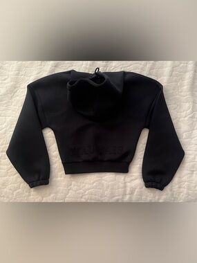 Cropped sweatshirt from the brand MAUVAIS embroidered the back size S